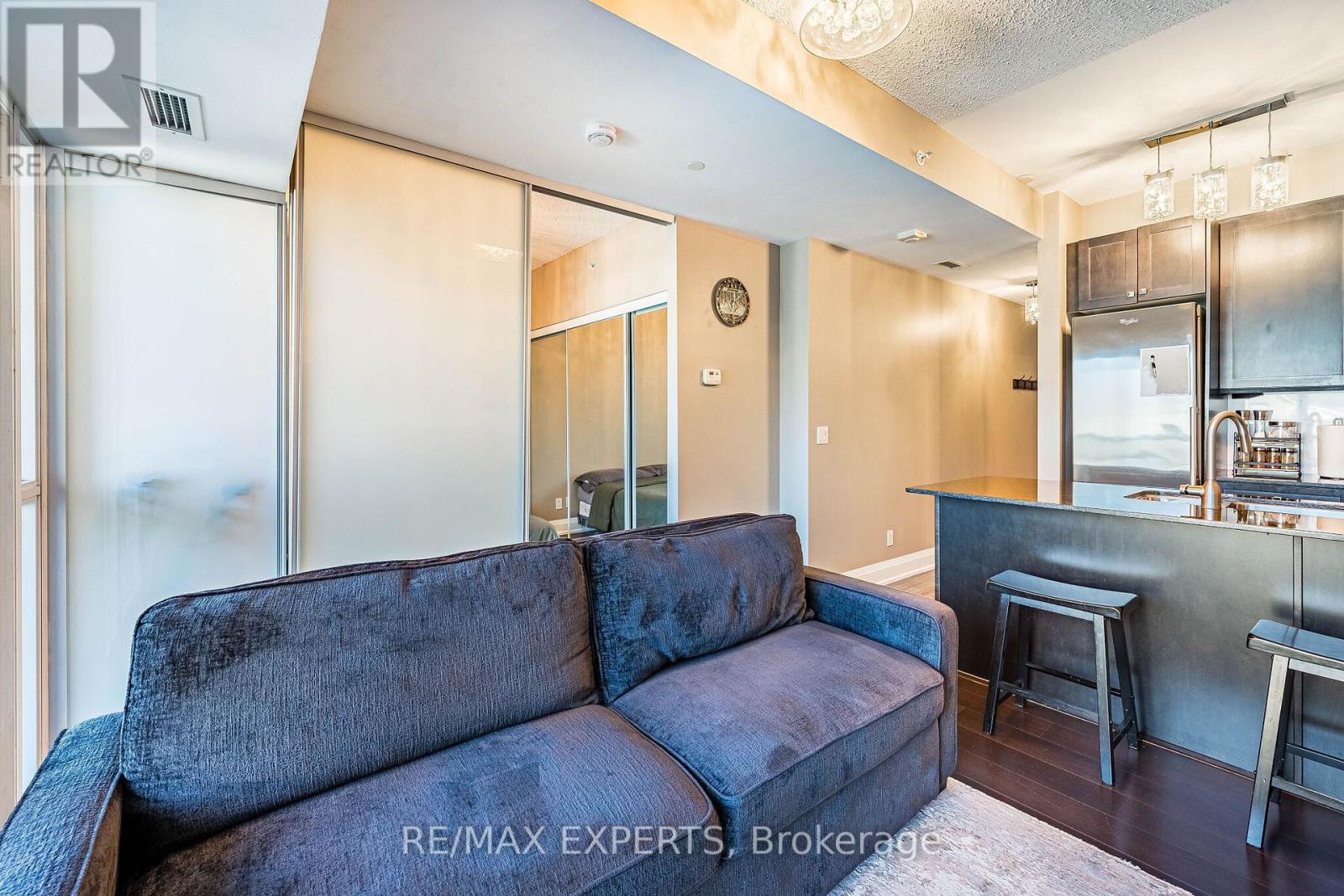 211 - 8302 Islington Avenue, Vaughan, Ontario  L4L 0E6 - Photo 17 - N12981050