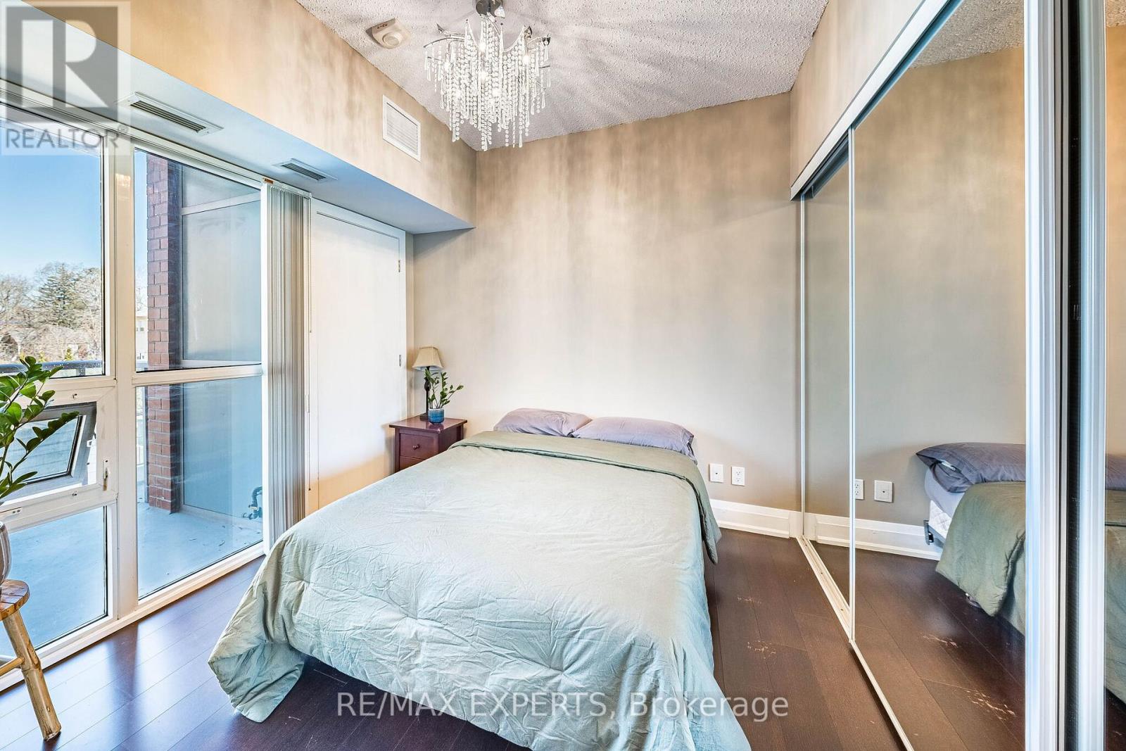 211 - 8302 Islington Avenue, Vaughan, Ontario  L4L 0E6 - Photo 21 - N12981050