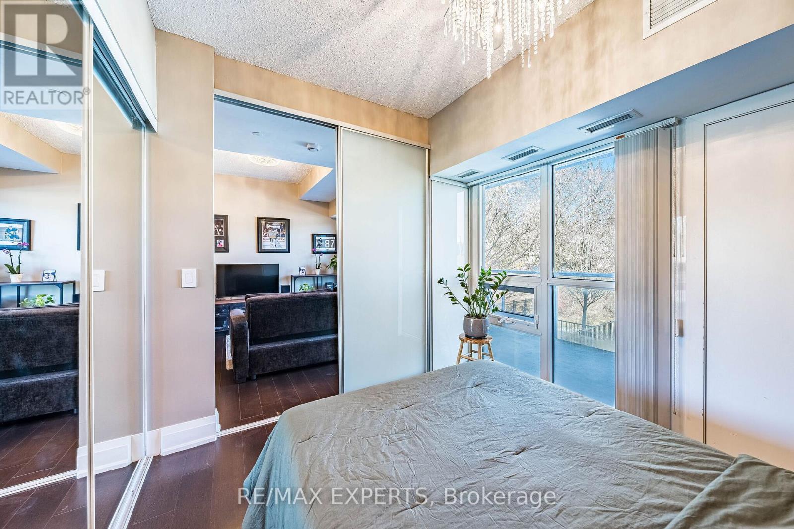 211 - 8302 Islington Avenue, Vaughan, Ontario  L4L 0E6 - Photo 22 - N12981050