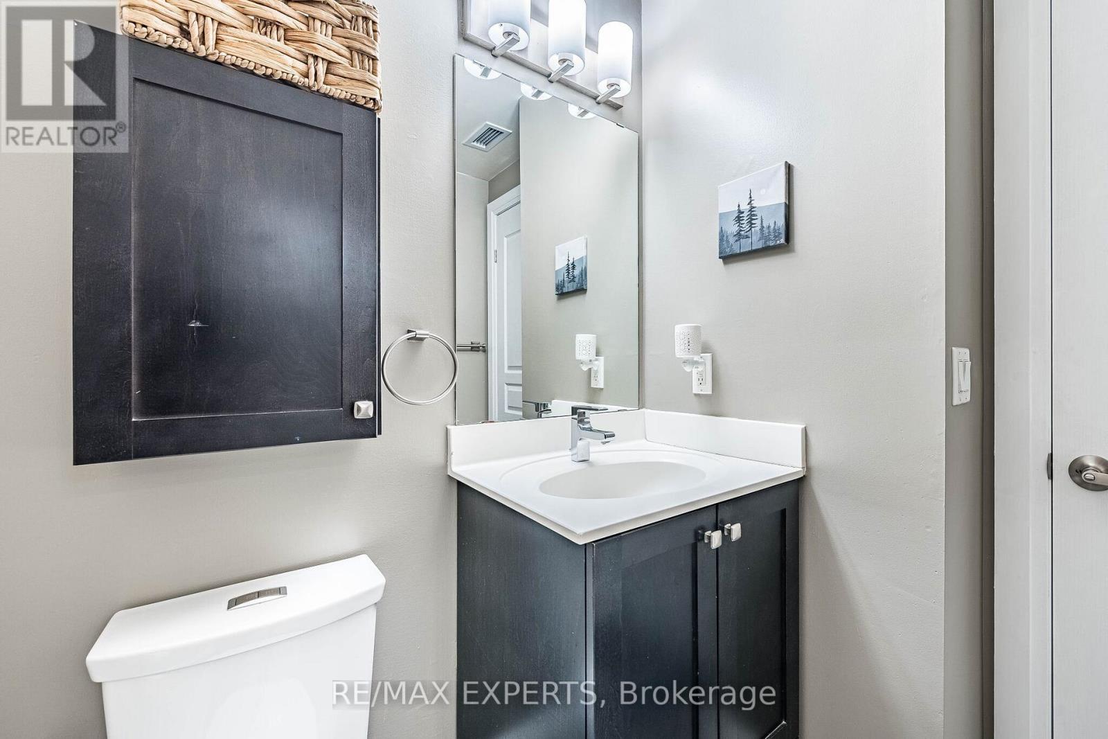 211 - 8302 Islington Avenue, Vaughan, Ontario  L4L 0E6 - Photo 25 - N12981050