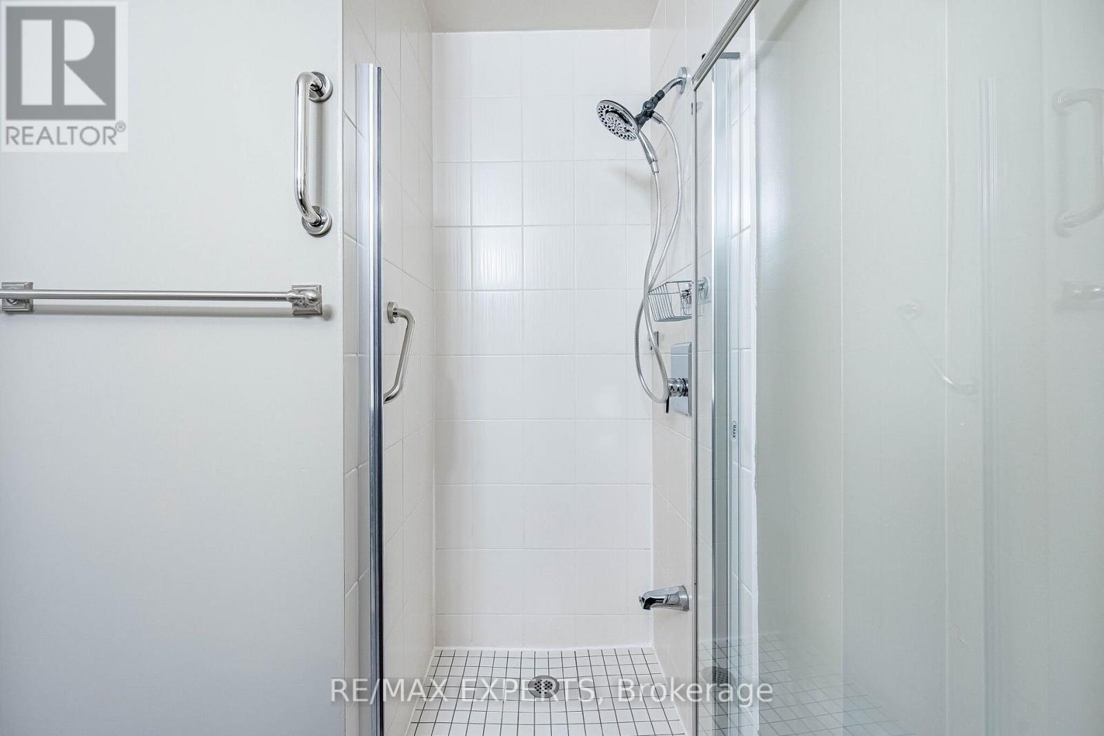 211 - 8302 Islington Avenue, Vaughan, Ontario  L4L 0E6 - Photo 26 - N12981050