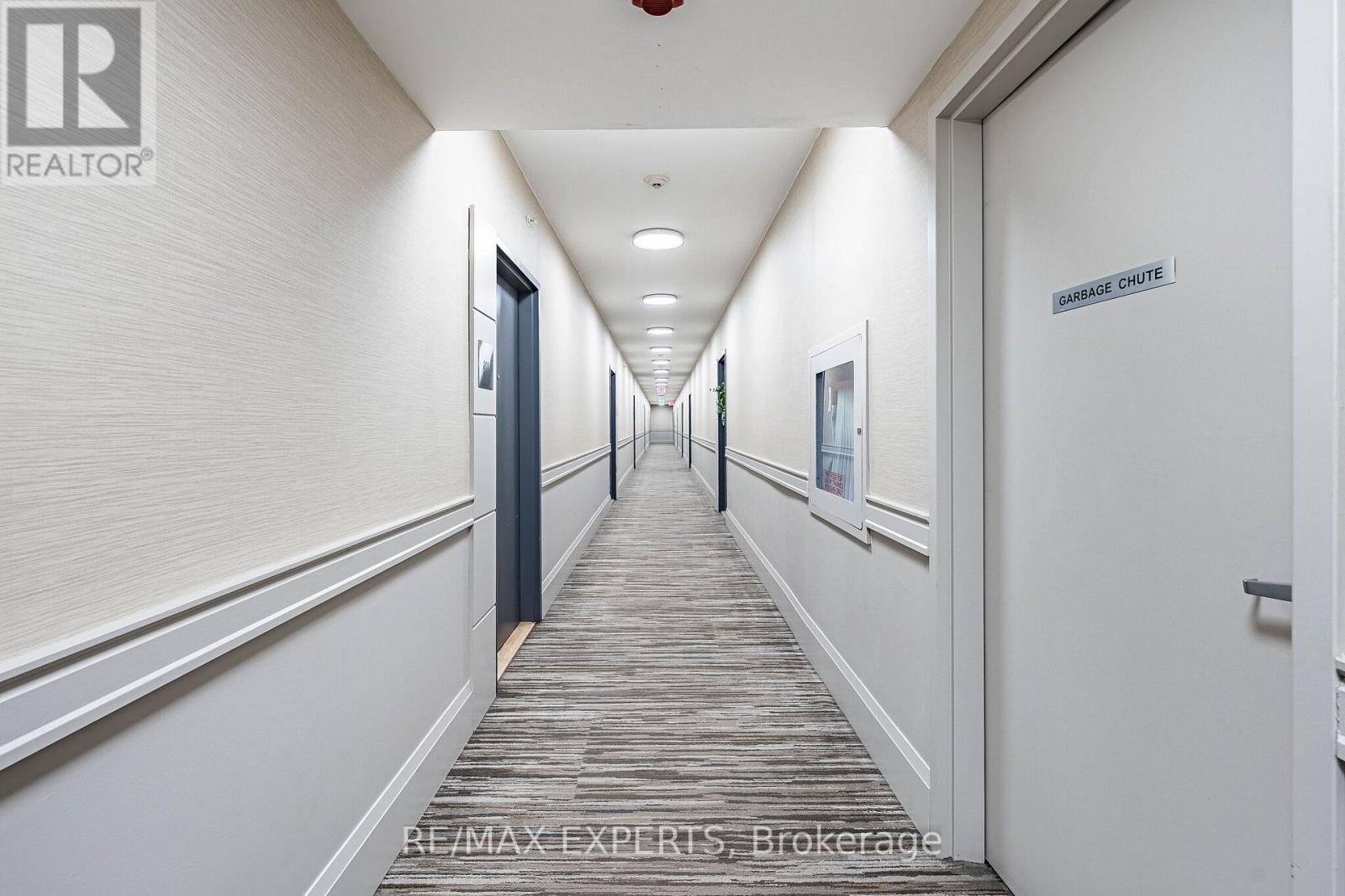 211 - 8302 Islington Avenue, Vaughan, Ontario  L4L 0E6 - Photo 6 - N12981050