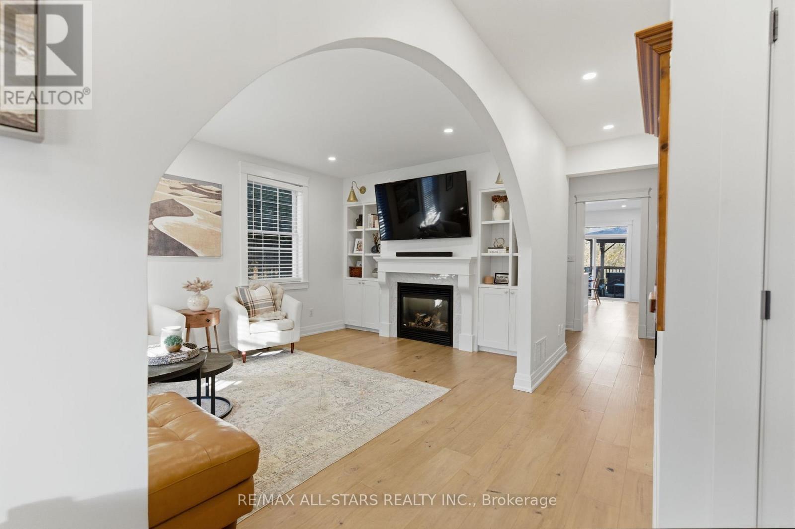 83 Toronto Street S, Uxbridge, Ontario  L9P 1H1 - Photo 3 - N12981076