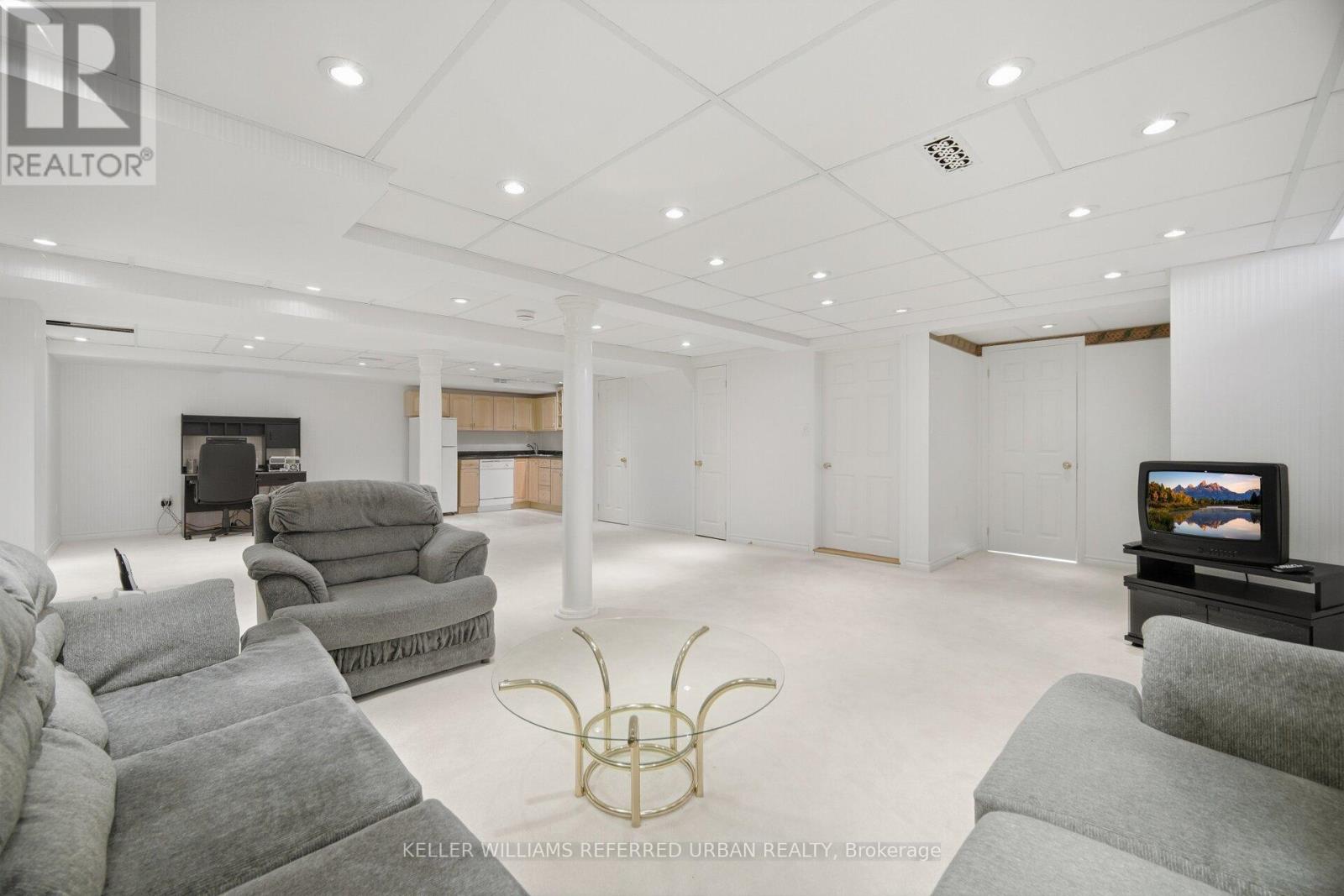 239 Drummond Drive, Vaughan, Ontario  L6A 3C1 - Photo 26 - N12981092