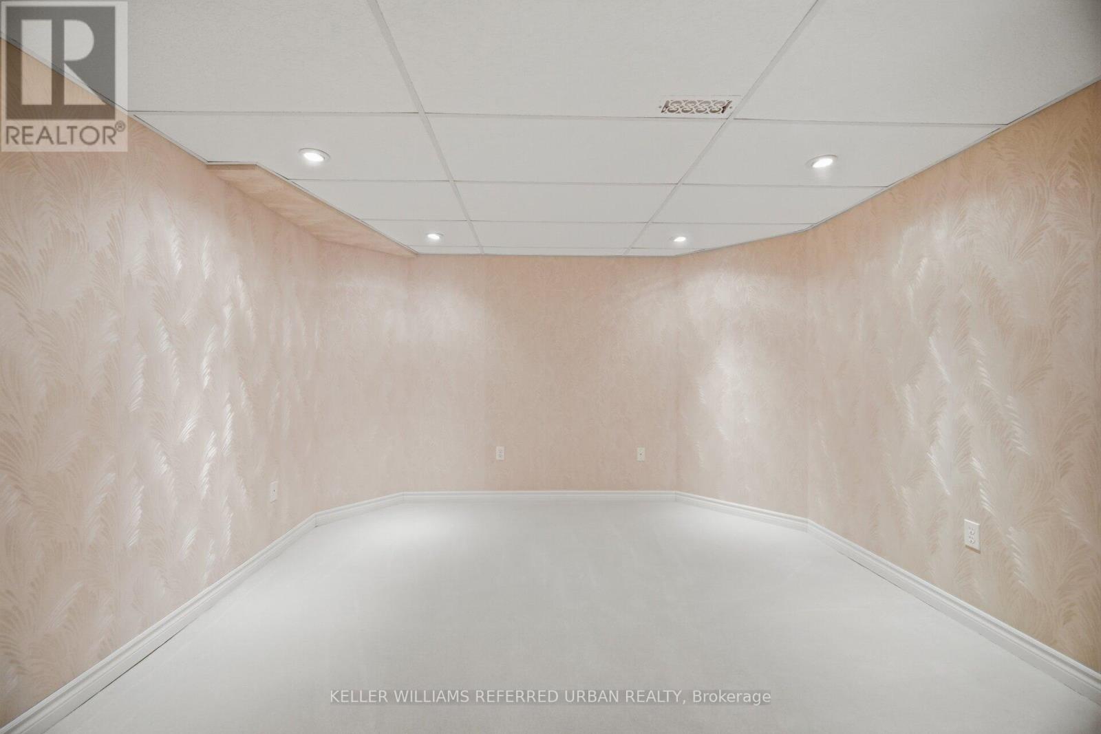 239 Drummond Drive, Vaughan, Ontario  L6A 3C1 - Photo 29 - N12981092