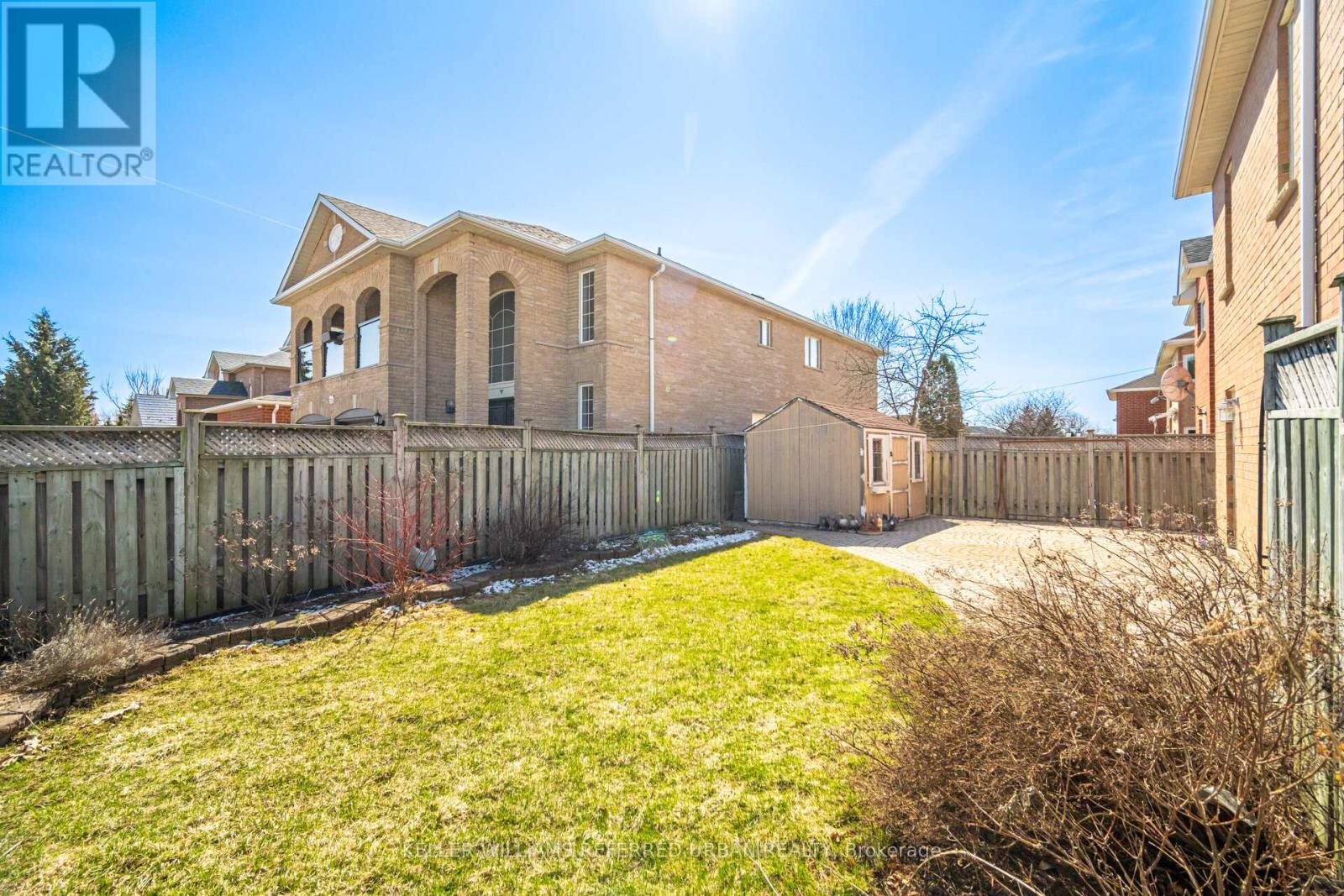 239 Drummond Drive, Vaughan, Ontario  L6A 3C1 - Photo 33 - N12981092