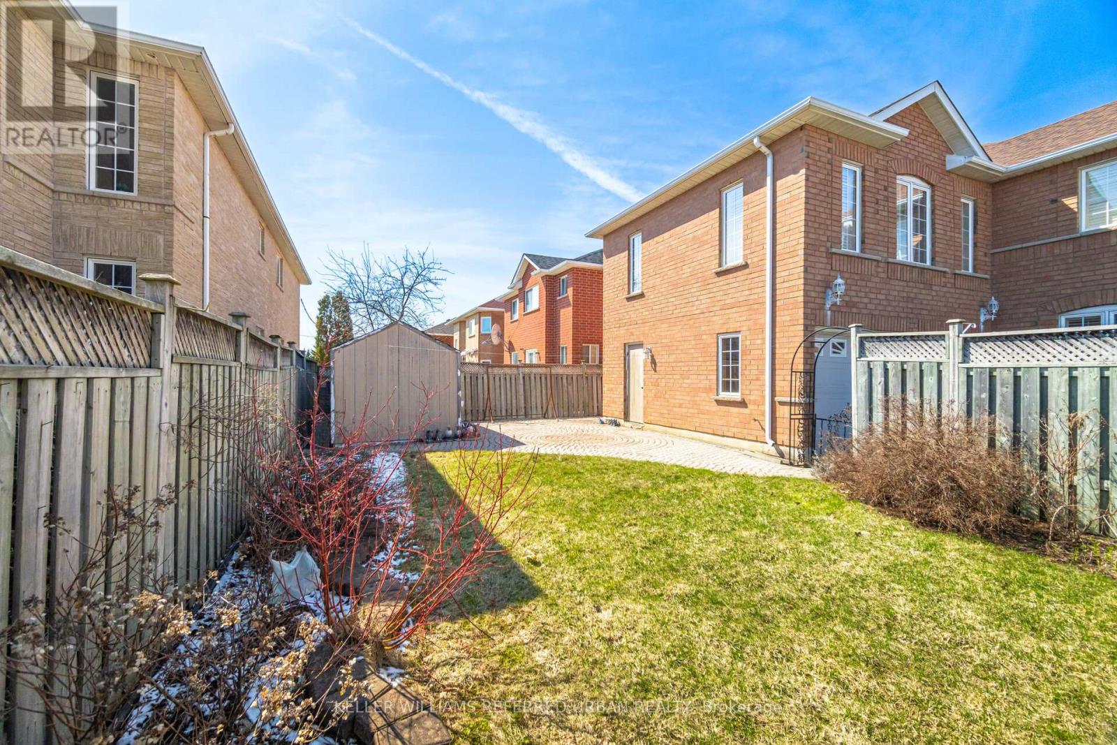 239 Drummond Drive, Vaughan, Ontario  L6A 3C1 - Photo 34 - N12981092