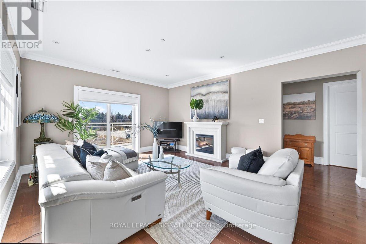 327 - 80 Burns Boulevard, King, Ontario  L7B 0B3 - Photo 17 - N12981126