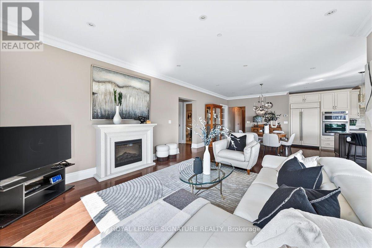 327 - 80 Burns Boulevard, King, Ontario  L7B 0B3 - Photo 19 - N12981126