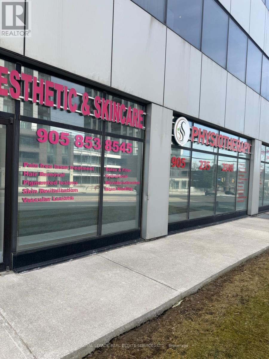 106 - 712 DAVIS DRIVE, Newmarket, Ontario