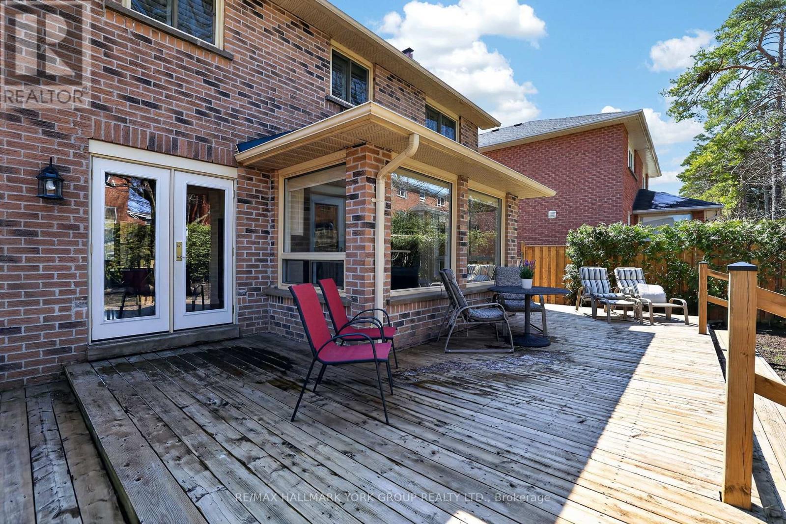 26 Mendys Forest, Aurora, Ontario  L4G 5A4 - Photo 36 - N12981156