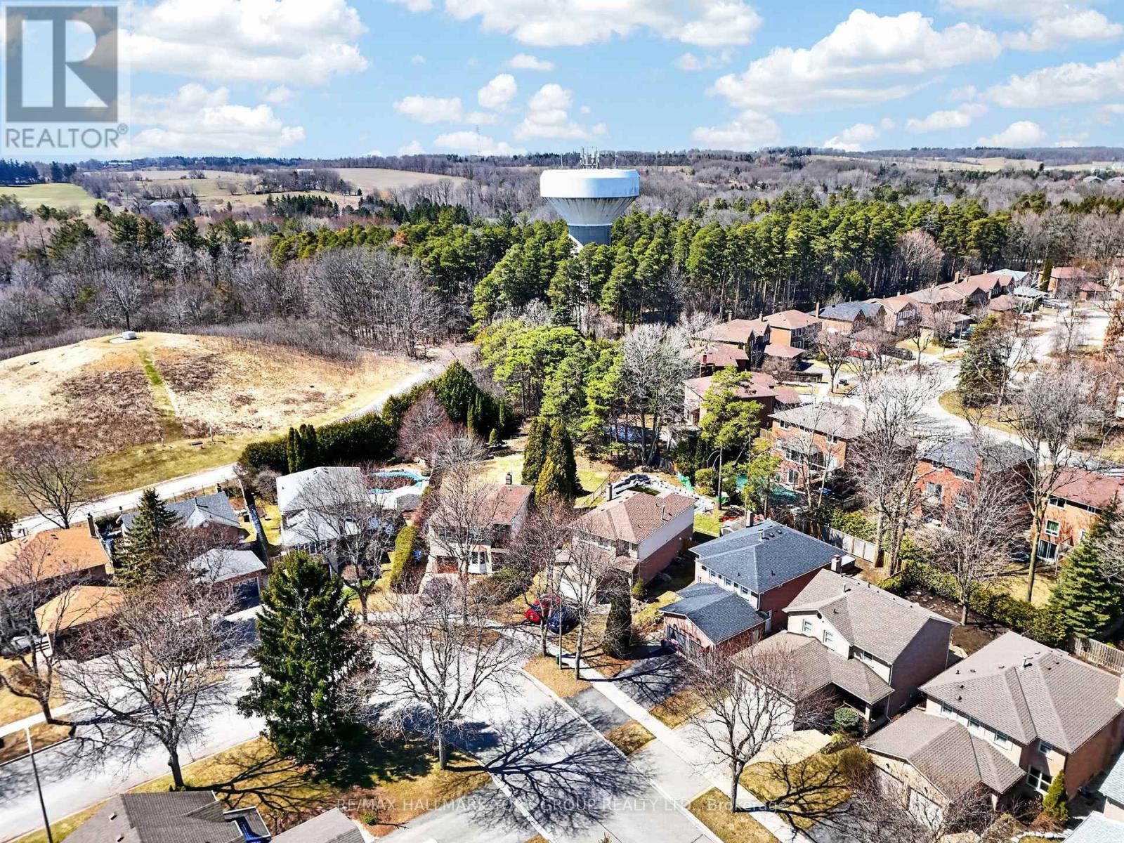 26 Mendys Forest, Aurora, Ontario  L4G 5A4 - Photo 47 - N12981156