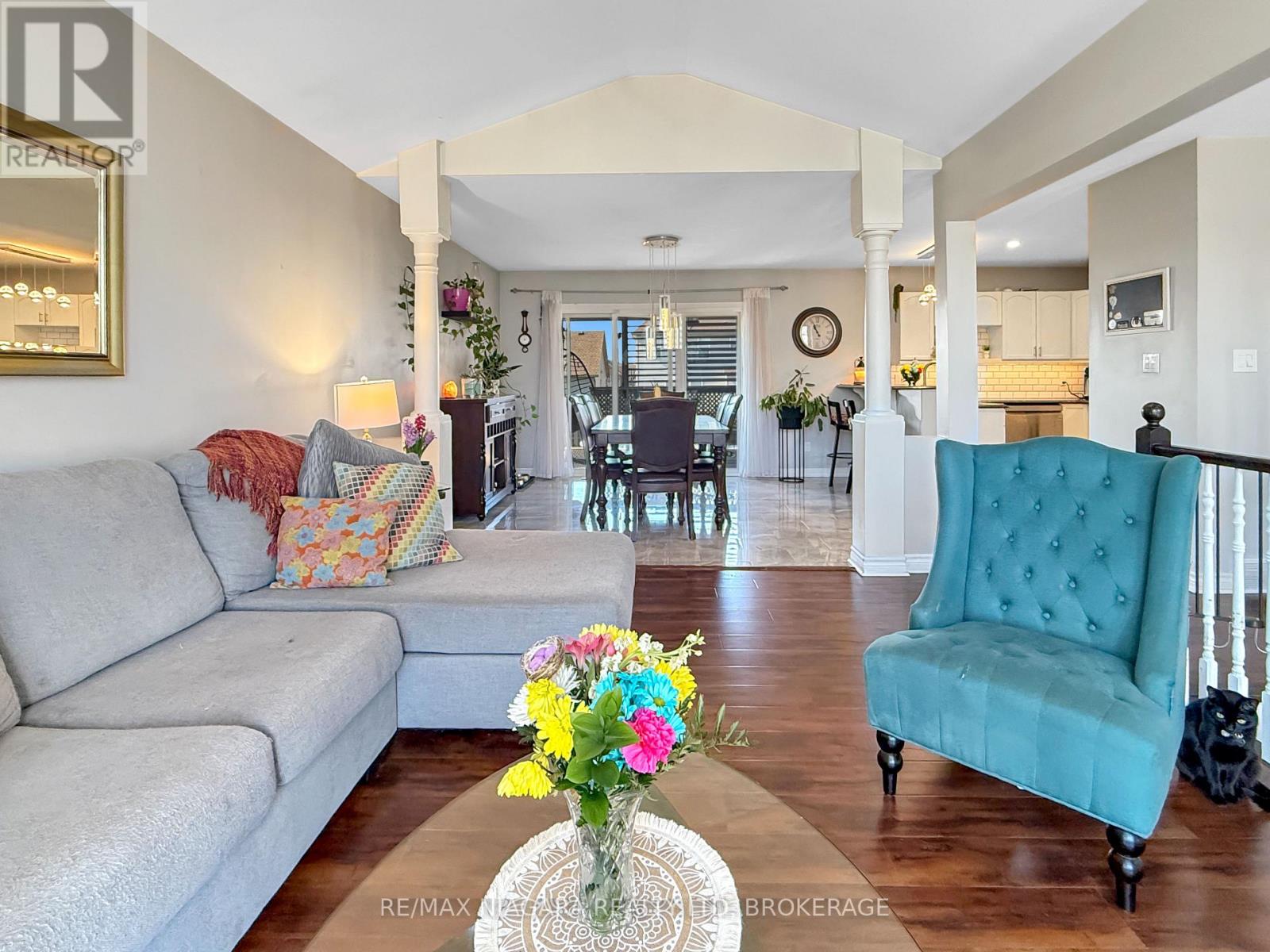 865 Canada Drive, Fort Erie, Ontario  L2A 6S5 - Photo 4 - X12797032