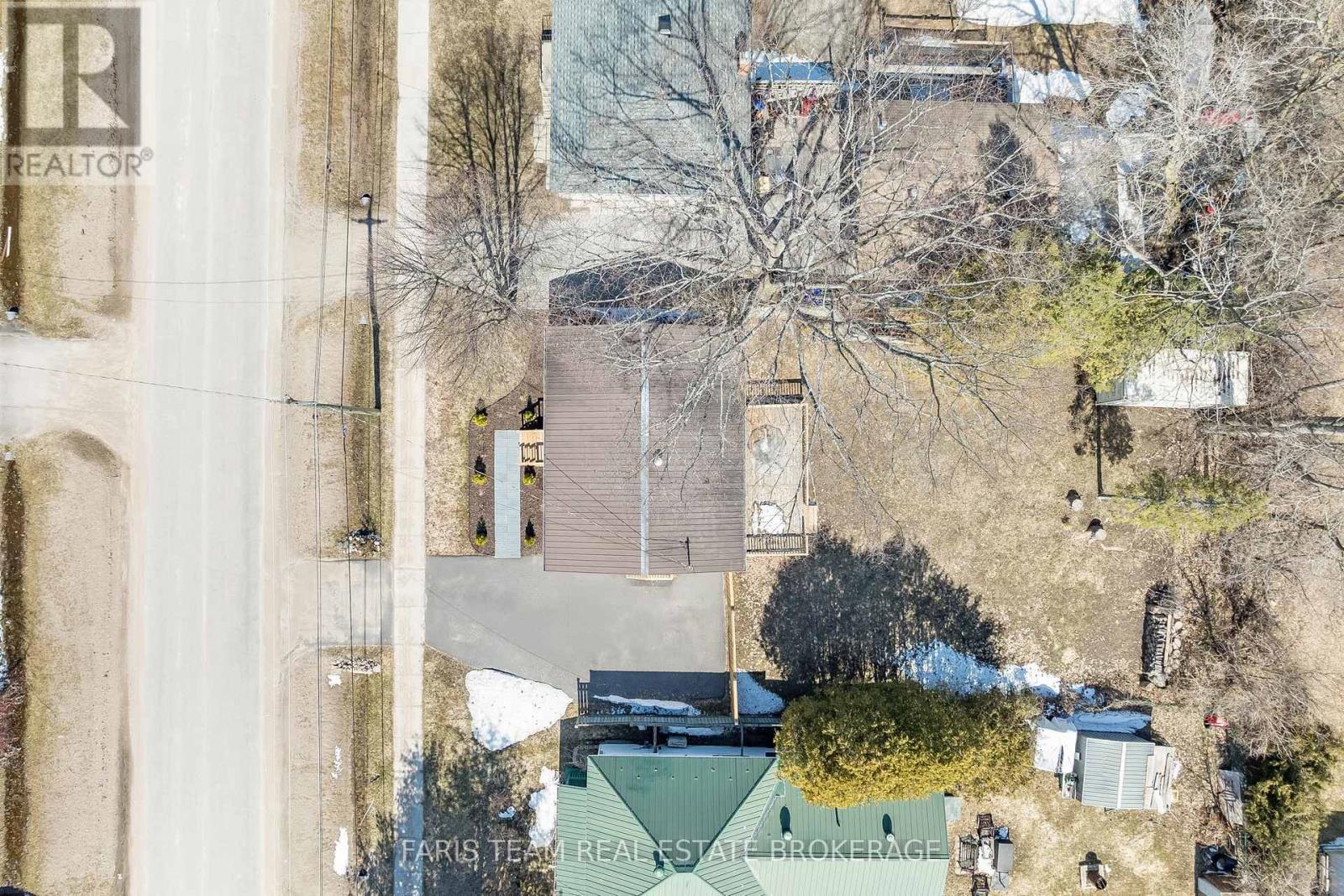 655 Fourth Avenue, Tay, Ontario  L0K 1R0 - Photo 23 - S12981010