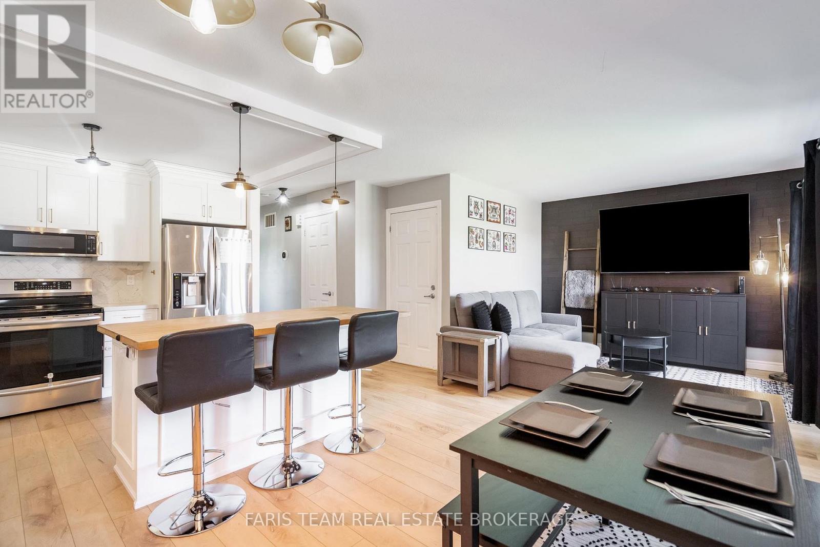 70 Cassandra Drive, Barrie, Ontario  L4M 6Y8 - Photo 15 - S12981020