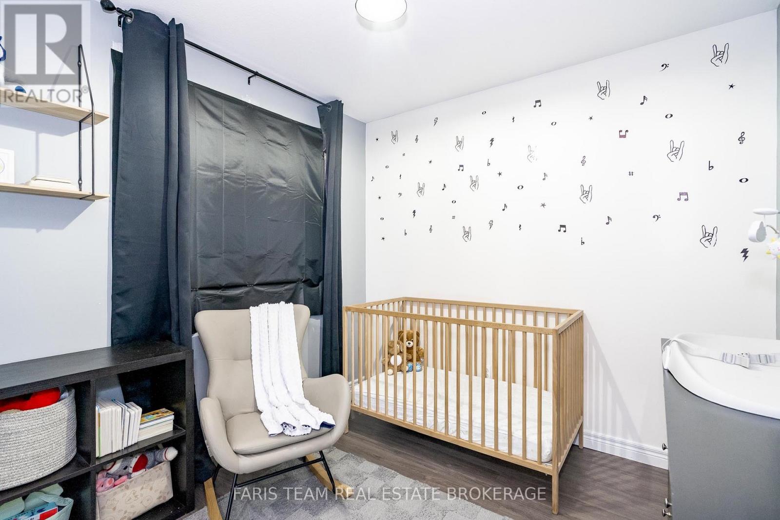 70 Cassandra Drive, Barrie, Ontario  L4M 6Y8 - Photo 22 - S12981020