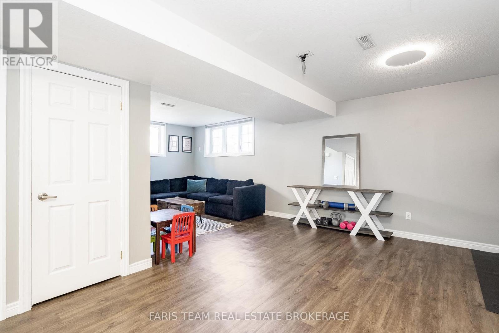 70 Cassandra Drive, Barrie, Ontario  L4M 6Y8 - Photo 29 - S12981020