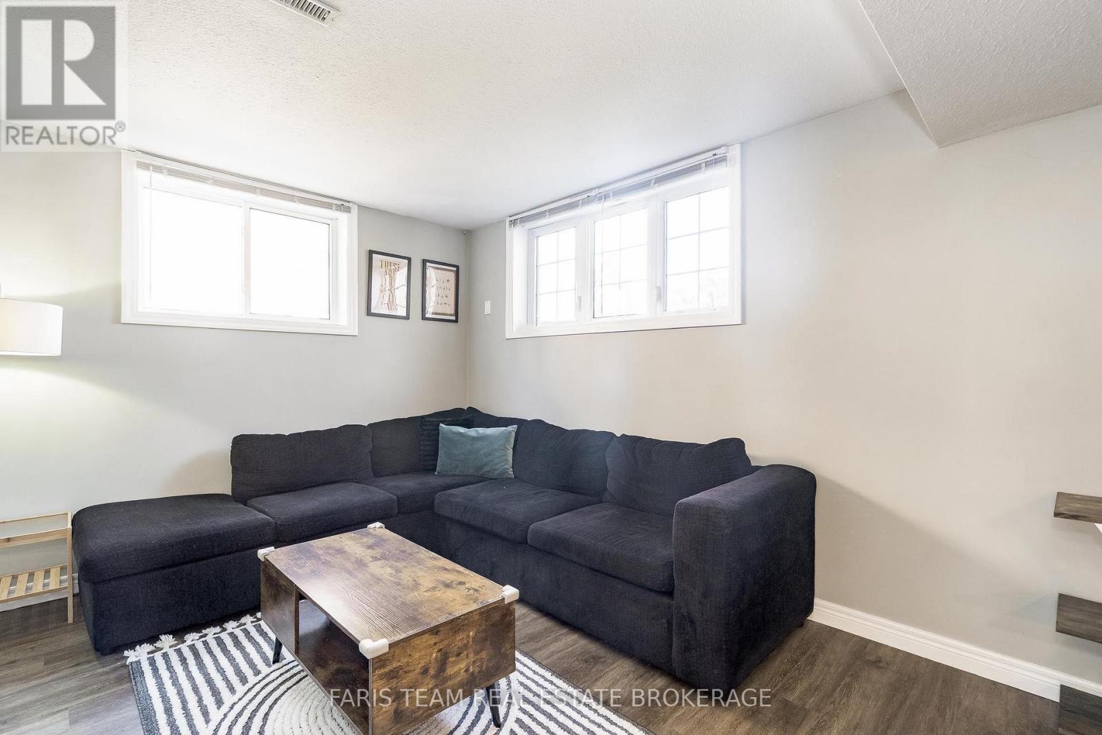 70 Cassandra Drive, Barrie, Ontario  L4M 6Y8 - Photo 32 - S12981020