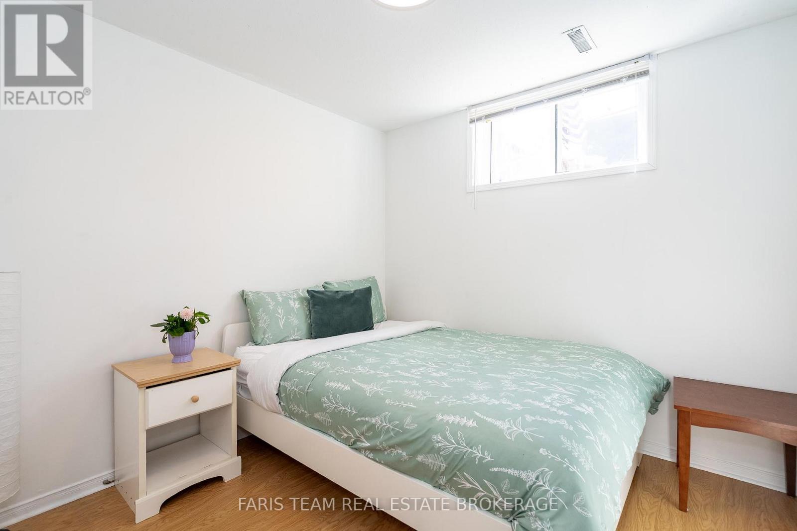 70 Cassandra Drive, Barrie, Ontario  L4M 6Y8 - Photo 34 - S12981020