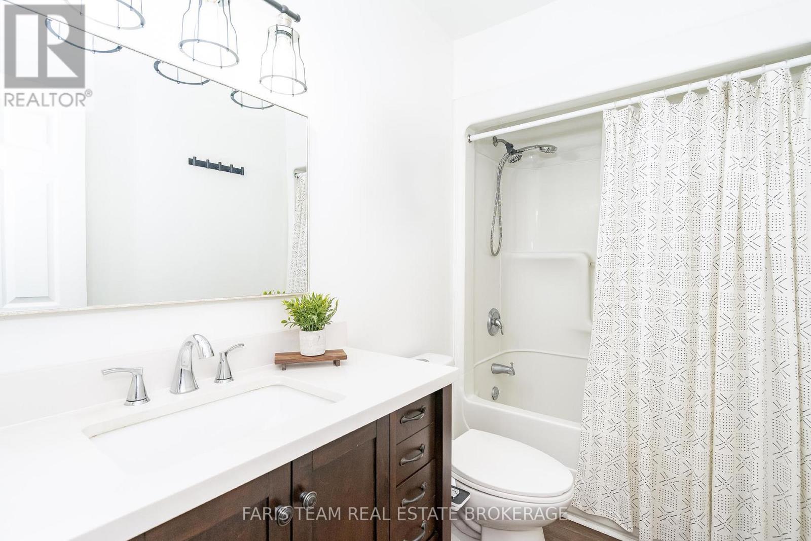 70 Cassandra Drive, Barrie, Ontario  L4M 6Y8 - Photo 36 - S12981020