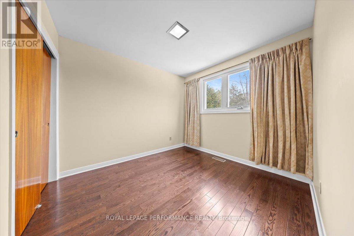 2212 St Laurent Boulevard, Ottawa, Ontario  K1G 1B2 - Photo 13 - X12927430