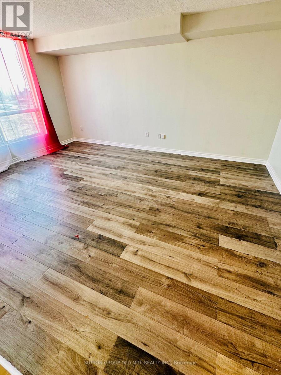 2205 - 101 Subway Crescent, Toronto, Ontario  M9B 6K4 - Photo 13 - W12979872