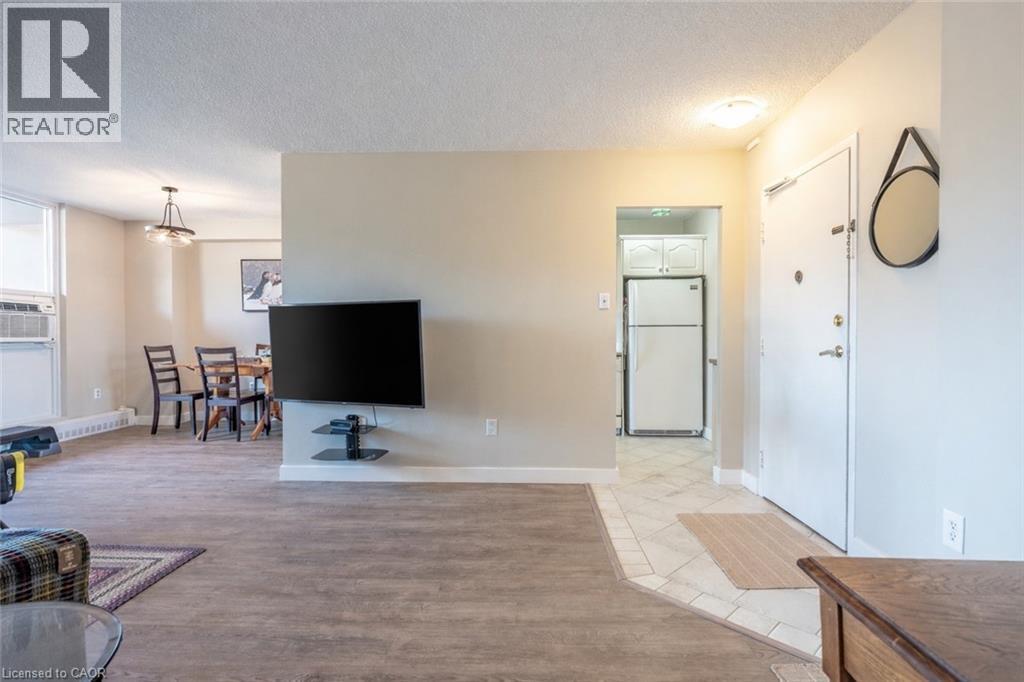 1968 W Main Street W Unit# 909, Hamilton, Ontario  L8S 1J7 - Photo 2 - 40819491