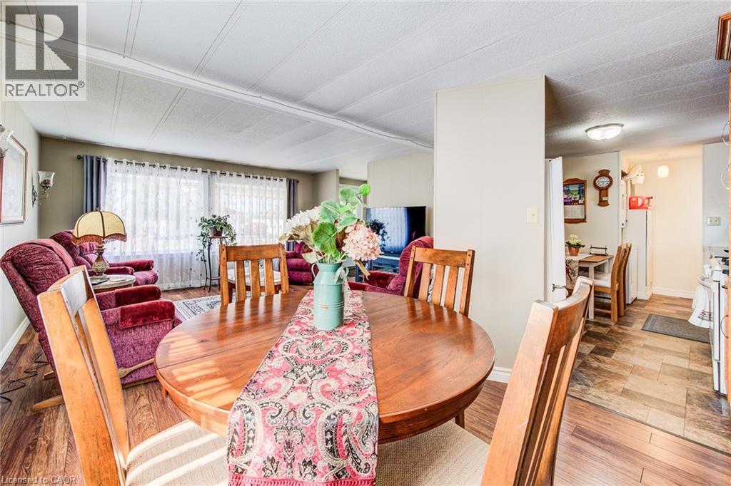 21 Fairview Crescent, Listowel, Ontario  N4W 3G8 - Photo 11 - 40817338