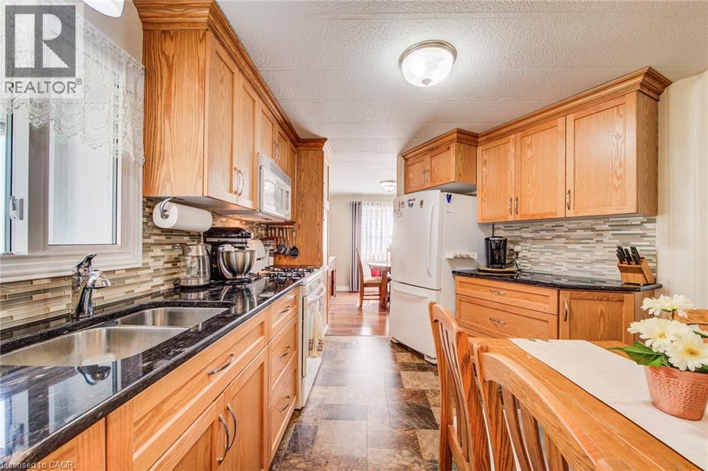 21 Fairview Crescent, Listowel, Ontario  N4W 3G8 - Photo 17 - 40817338