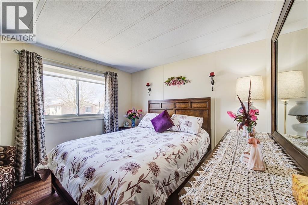 21 Fairview Crescent, Listowel, Ontario  N4W 3G8 - Photo 25 - 40817338