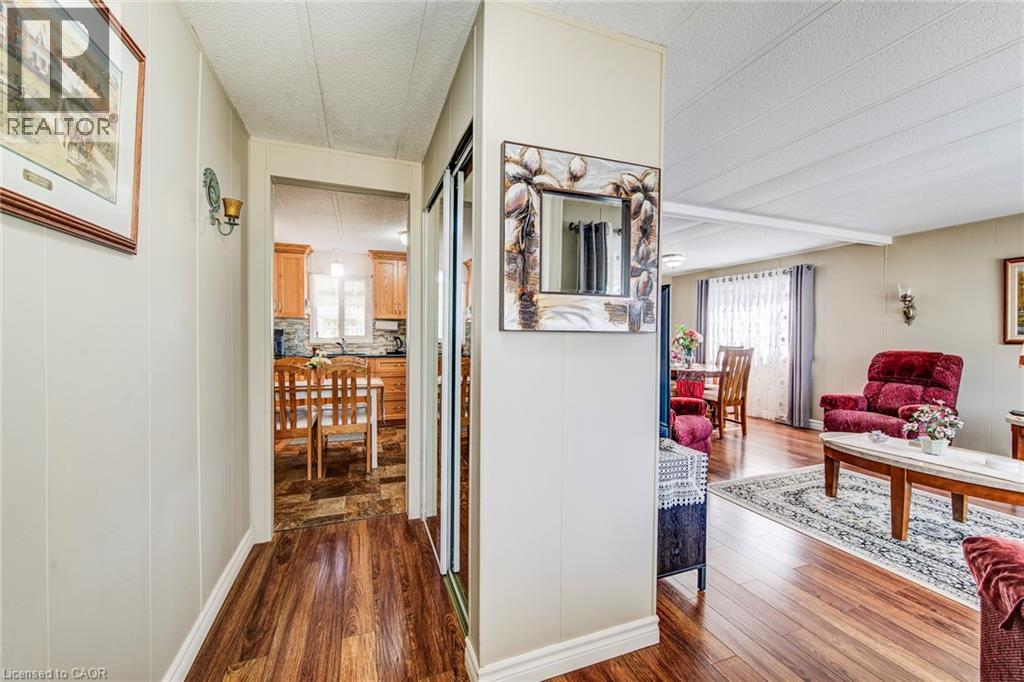 21 Fairview Crescent, Listowel, Ontario  N4W 3G8 - Photo 5 - 40817338