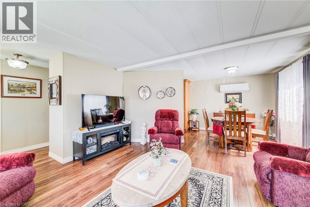 21 Fairview Crescent, Listowel, Ontario  N4W 3G8 - Photo 8 - 40817338