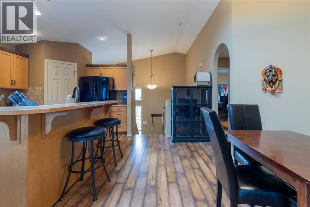 73 Heritage Circle W, Lethbridge, Alberta  T1K 7T3 - Photo 13 - A2293586