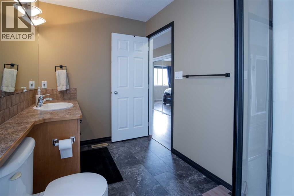 73 Heritage Circle W, Lethbridge, Alberta  T1K 7T3 - Photo 23 - A2293586