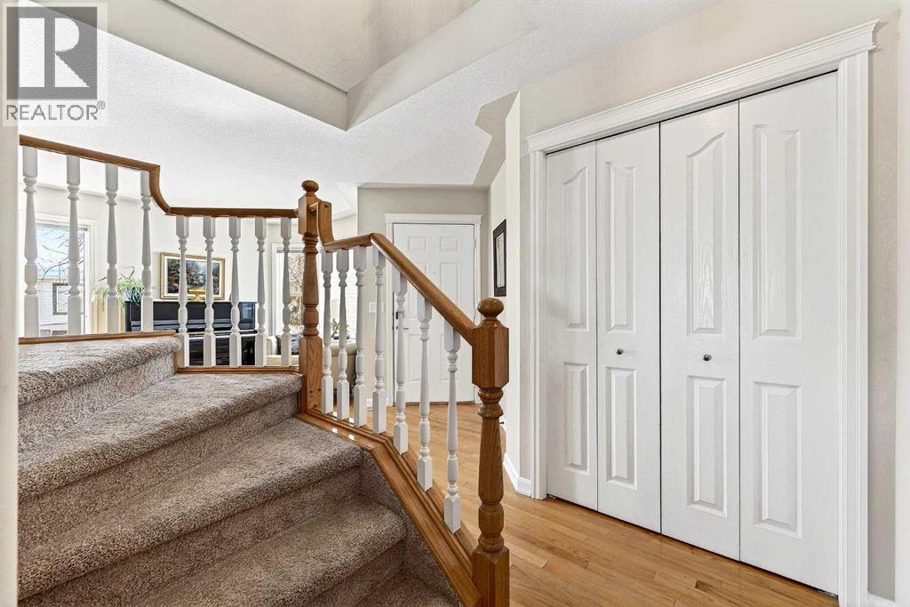 219 Hidden Ranch Circle NW, Calgary, Alberta  T3A 5R1 - Photo 22 - A2299598