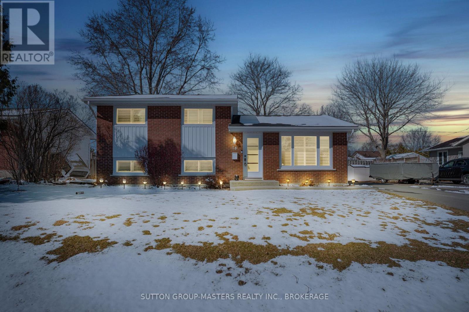 18 Bakers Lane, Loyalist (Amherstview), Ontario  K7N 1M1 - Photo 1 - X12981058