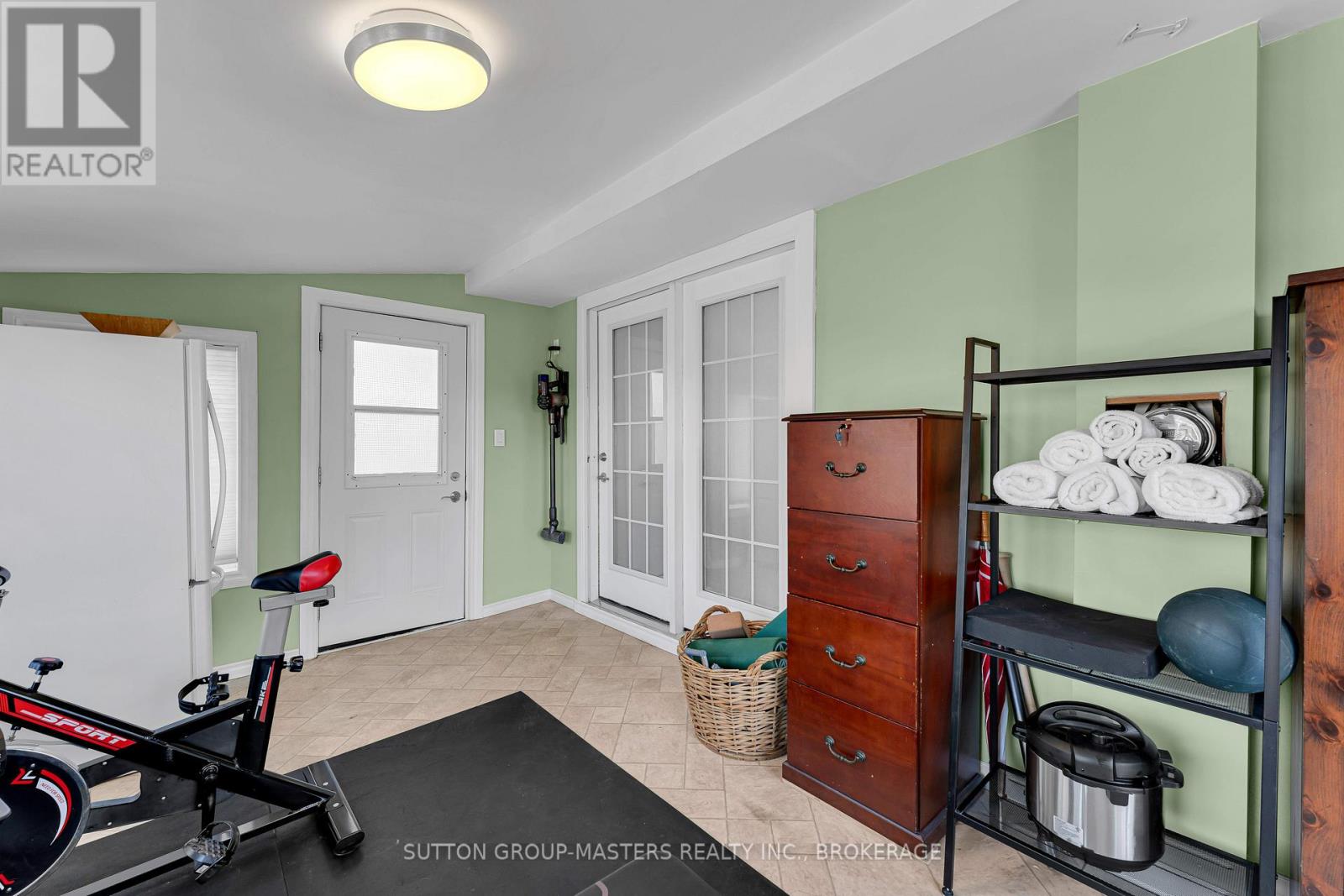 18 Bakers Lane, Loyalist (Amherstview), Ontario  K7N 1M1 - Photo 14 - X12981058