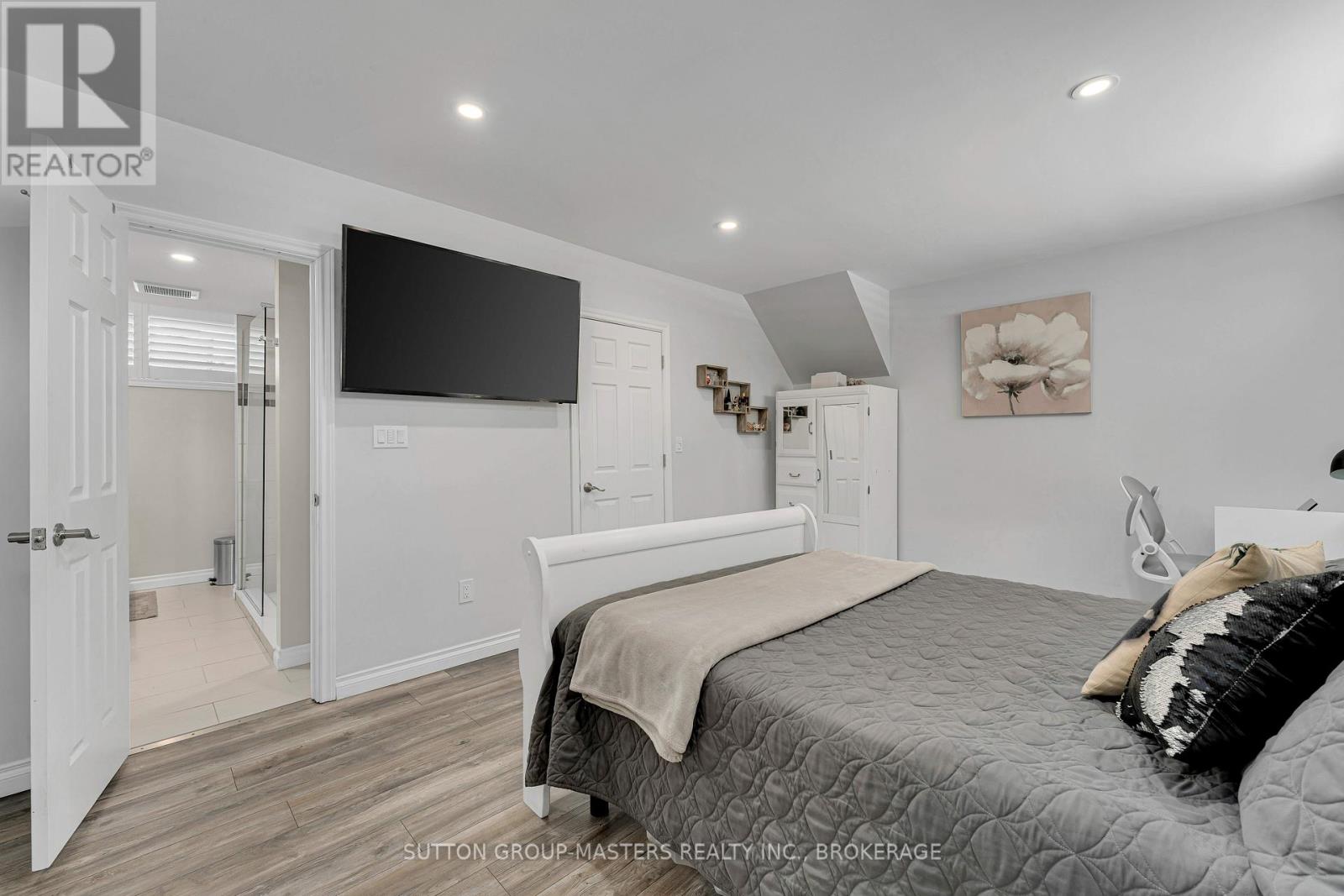 18 Bakers Lane, Loyalist (Amherstview), Ontario  K7N 1M1 - Photo 25 - X12981058