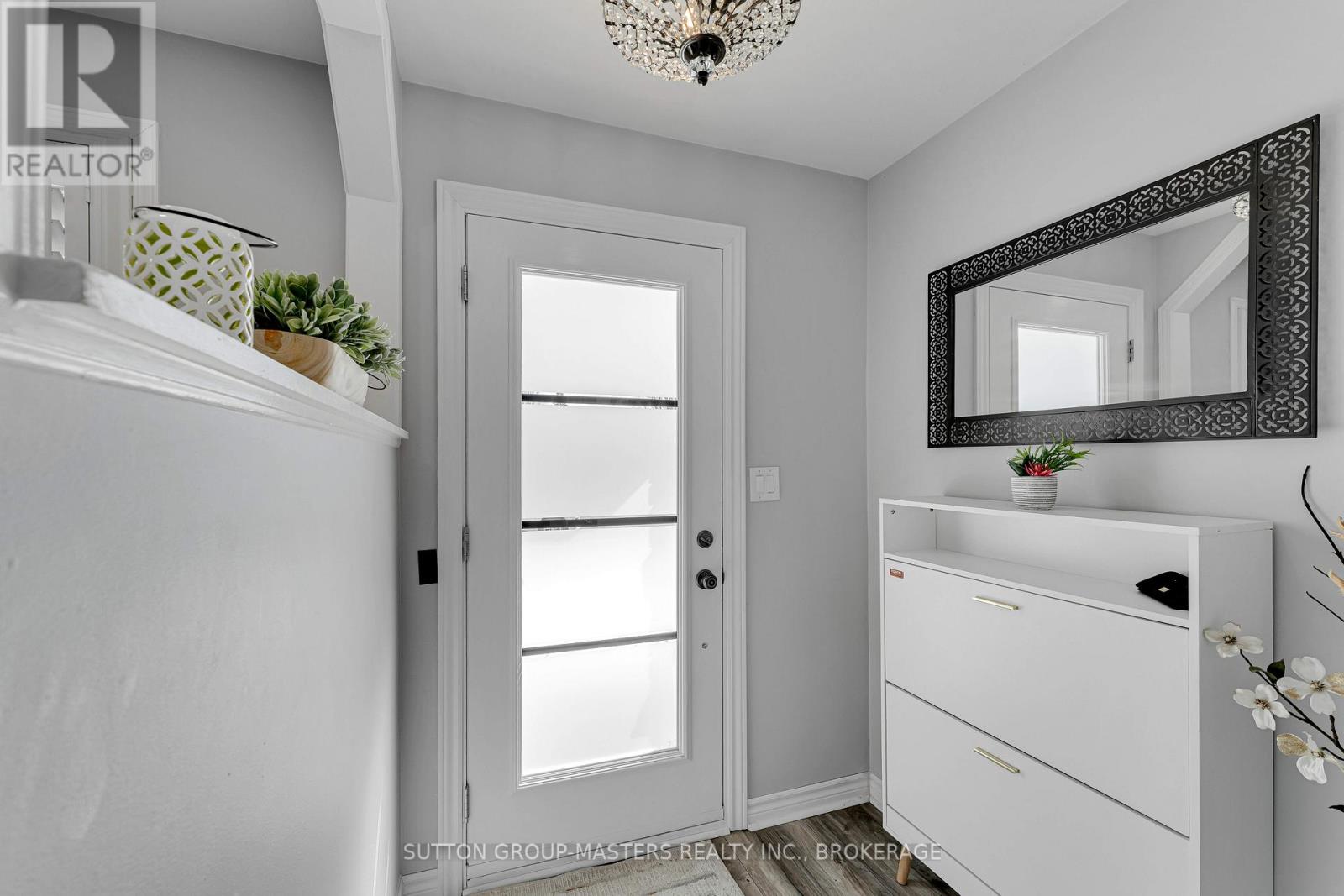 18 Bakers Lane, Loyalist (Amherstview), Ontario  K7N 1M1 - Photo 3 - X12981058