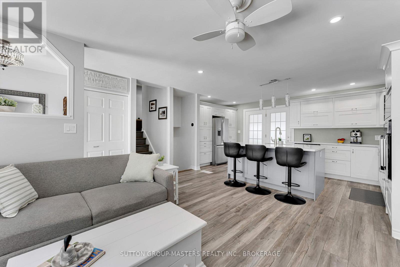 18 Bakers Lane, Loyalist (Amherstview), Ontario  K7N 1M1 - Photo 6 - X12981058