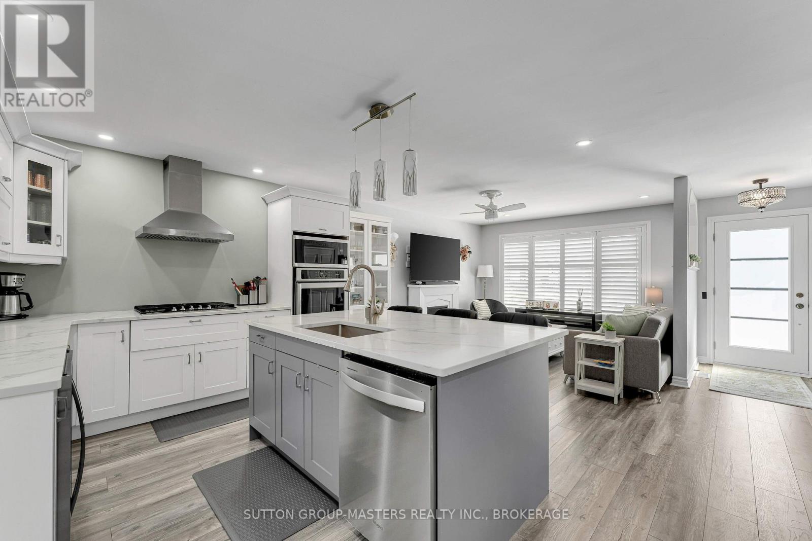 18 Bakers Lane, Loyalist (Amherstview), Ontario  K7N 1M1 - Photo 9 - X12981058