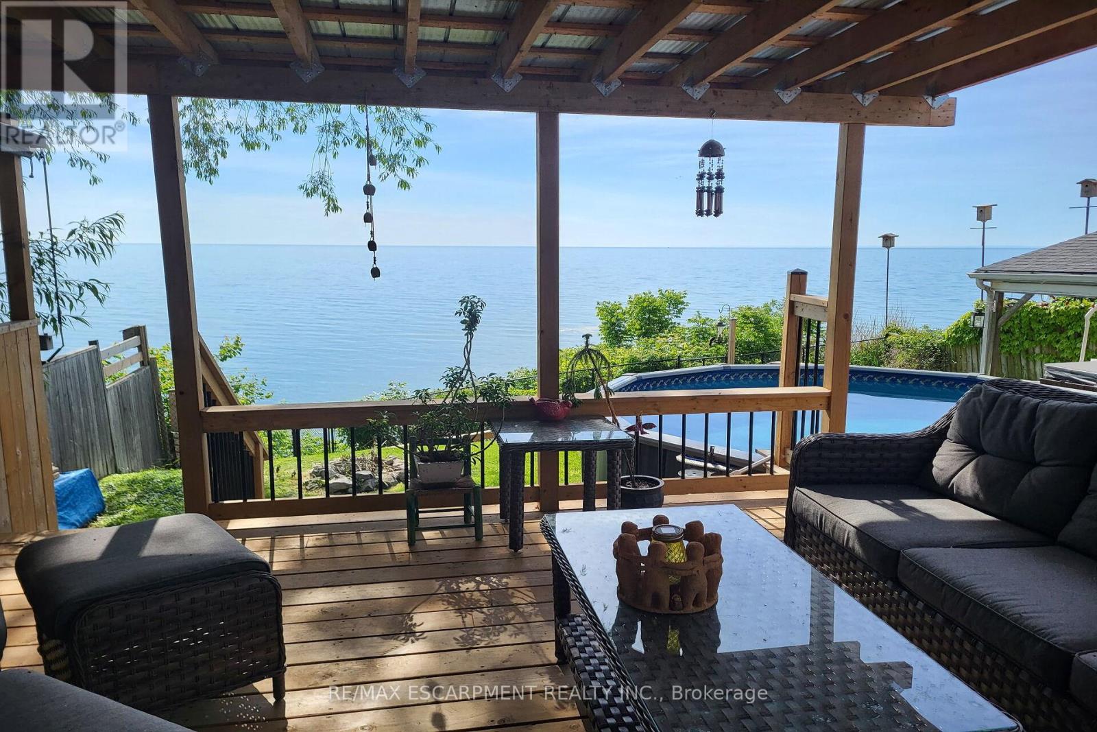 16 WILCOX DRIVE, Haldimand, Ontario