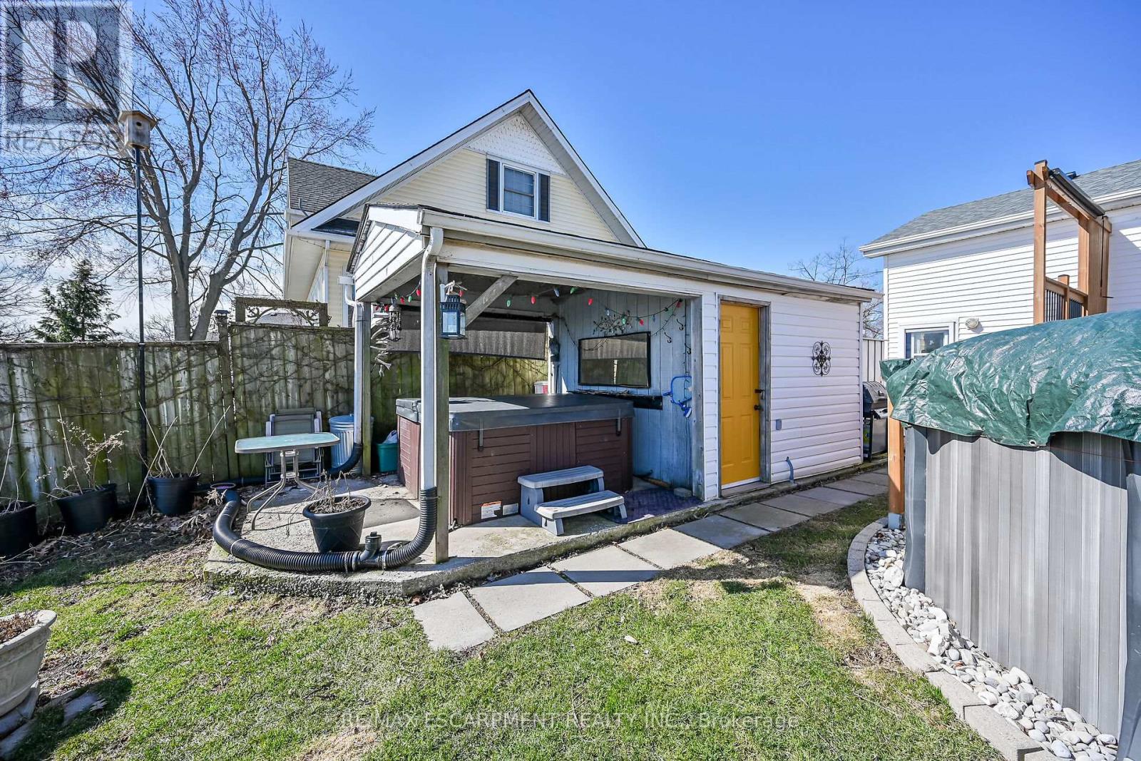 16 Wilcox Drive, Haldimand, Ontario  N0A 1L0 - Photo 39 - X12932124