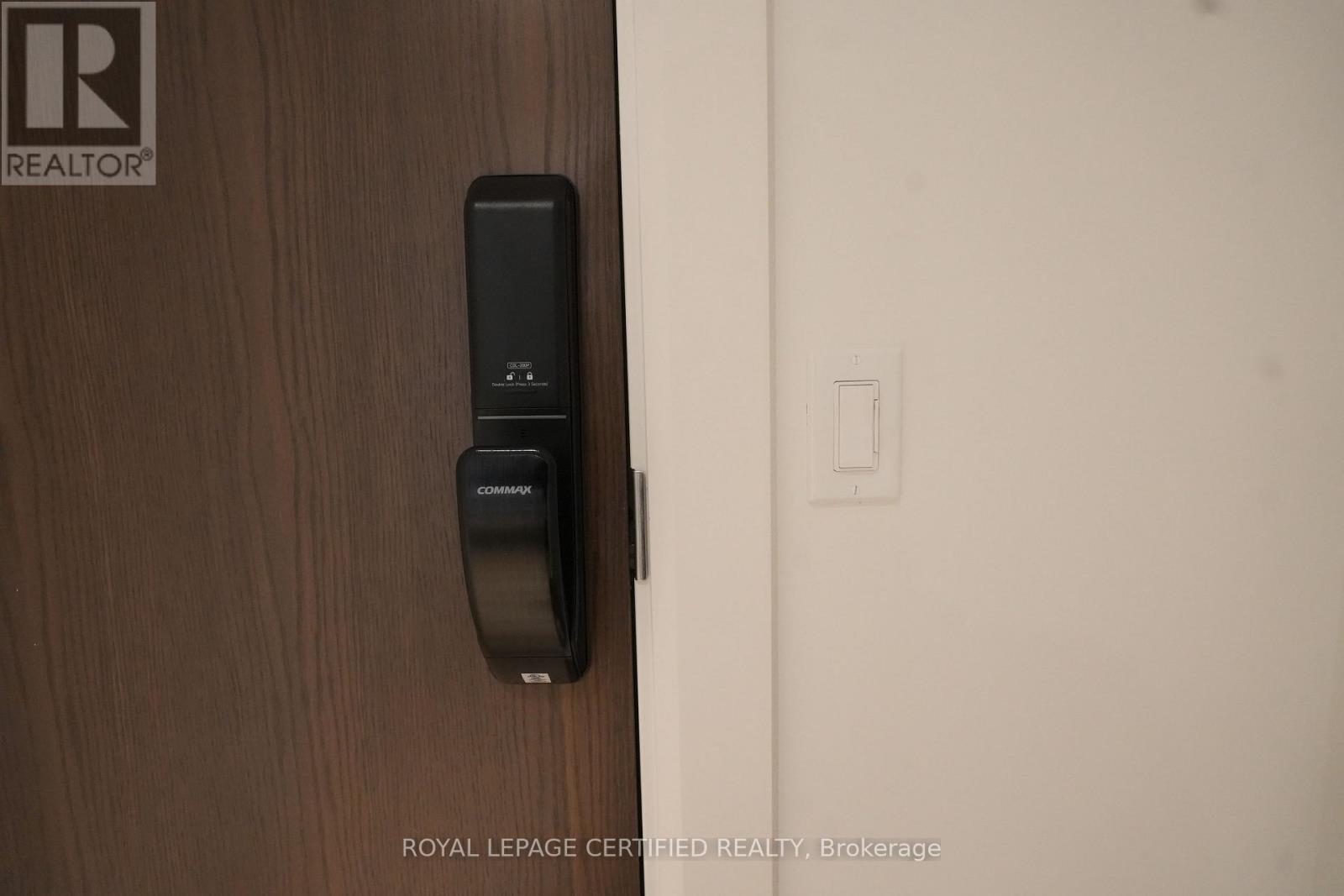 903 - 741 King Street W, Kitchener, Ontario  N2G 1E5 - Photo 15 - X12978780