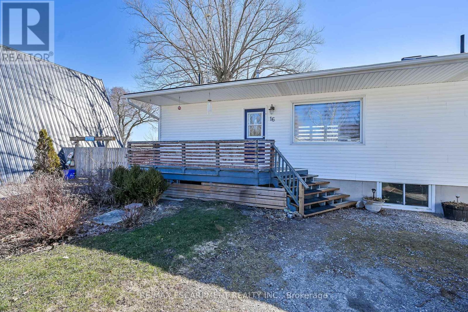 16 Wilcox Drive, Haldimand, Ontario  N0A 1L0 - Photo 3 - X12932124