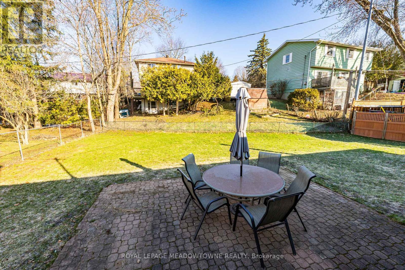 73 Elizabeth Drive, Halton Hills, Ontario  L7J 1B4 - Photo 27 - W12980990