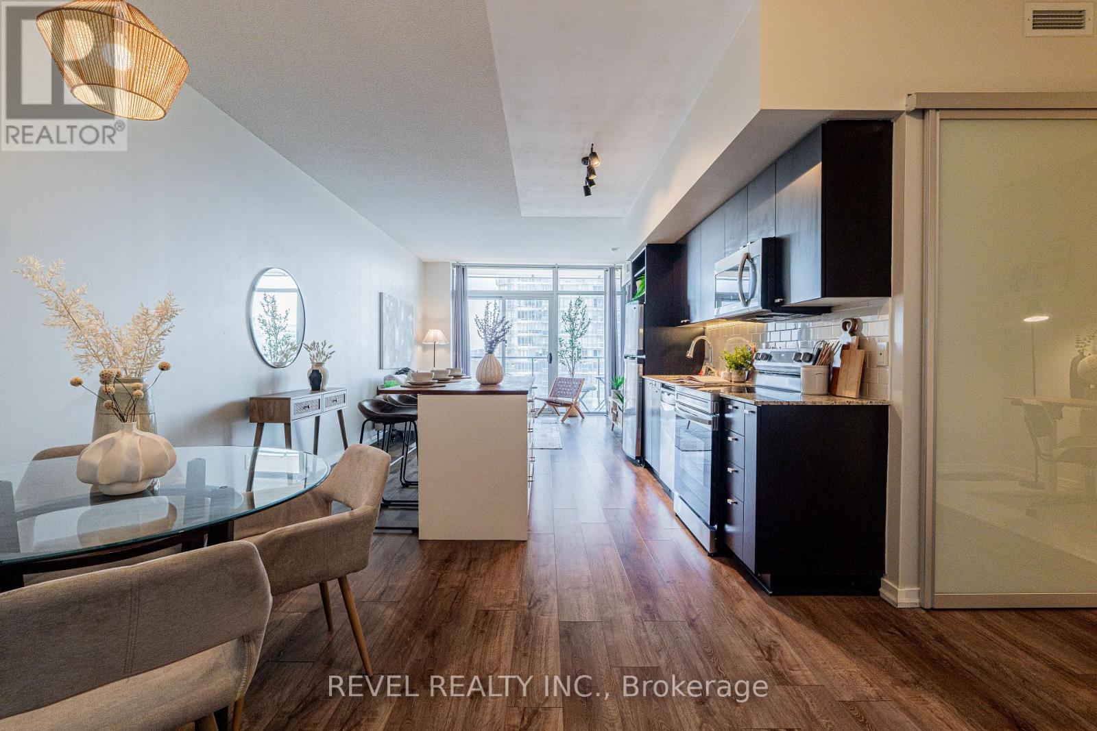 1616 - 103 THE QUEENSWAY AVENUE, Toronto, Ontario