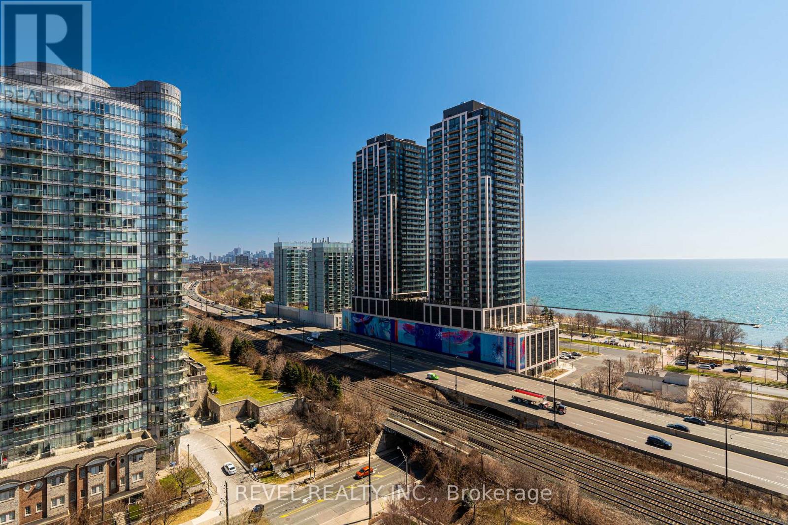 1616 - 103 The Queensway Avenue, Toronto, Ontario  M6S 5B3 - Photo 17 - W12981012