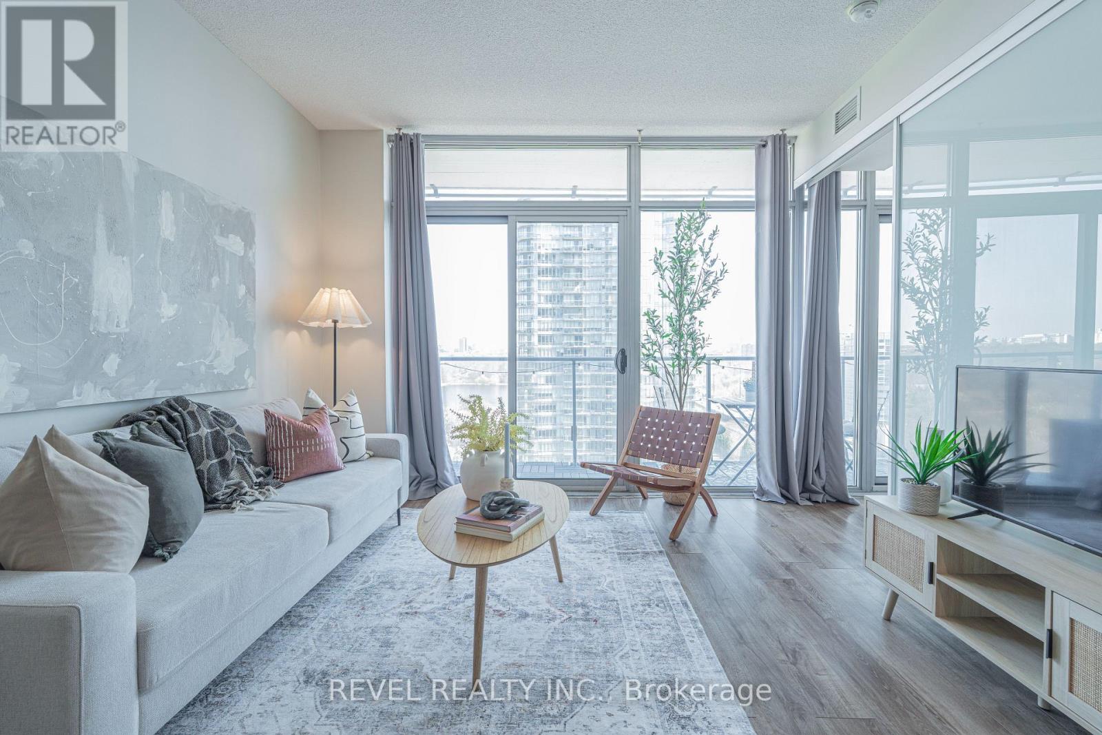 1616 - 103 The Queensway Avenue, Toronto, Ontario  M6S 5B3 - Photo 7 - W12981012