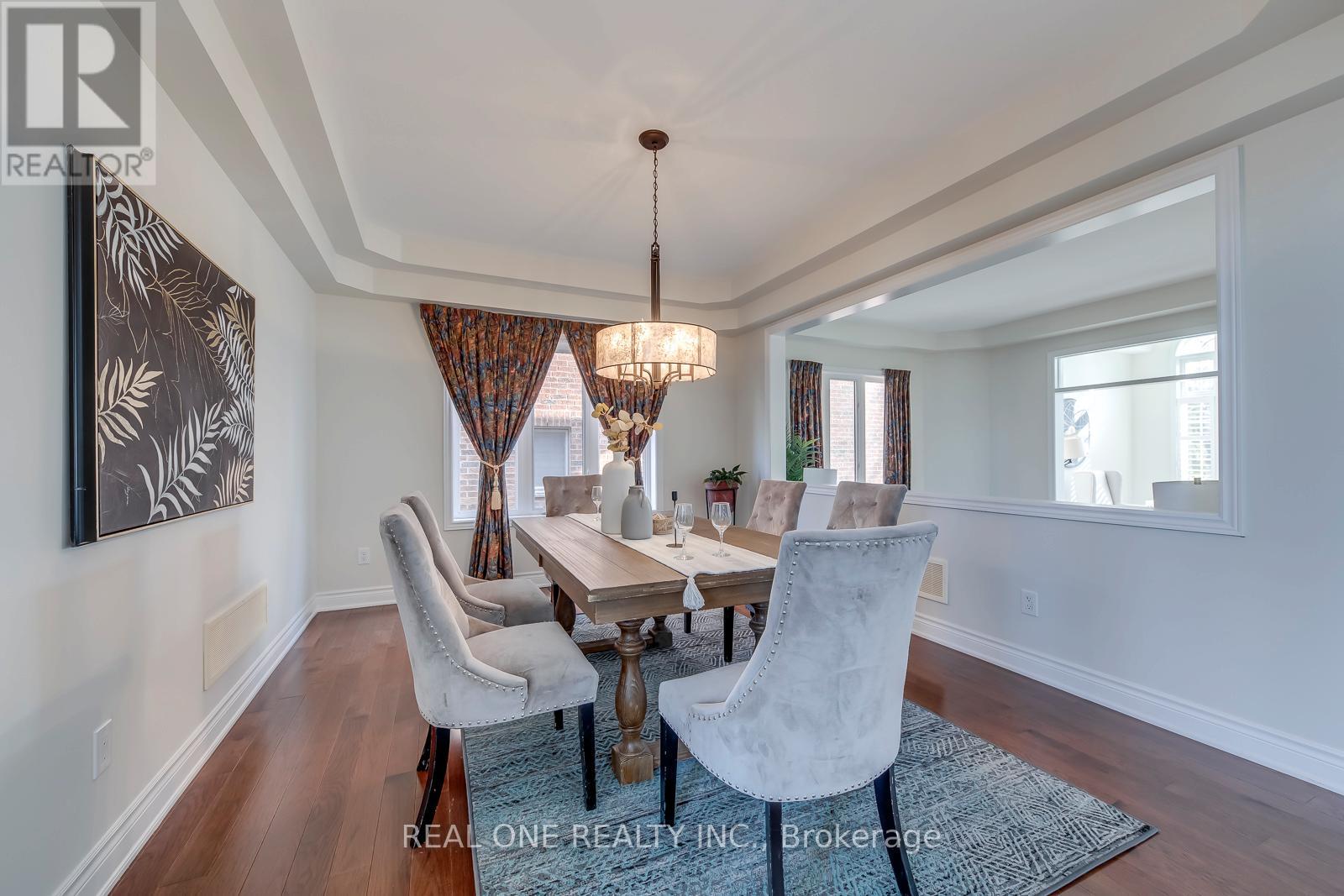 2361 Rideau Drive, Oakville, Ontario  L6H 7J8 - Photo 11 - W12981064